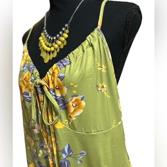 Floral Green Maxi Dress with Necklace, NWOT, Size 2XL - Picture 4 of 7